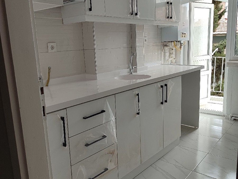 50.yi̇l mh buğu sok 3+1kombi̇li̇ balkonlu sifir masraf yapi̇li̇ dai̇re kelepi̇r kaçmaz firsat