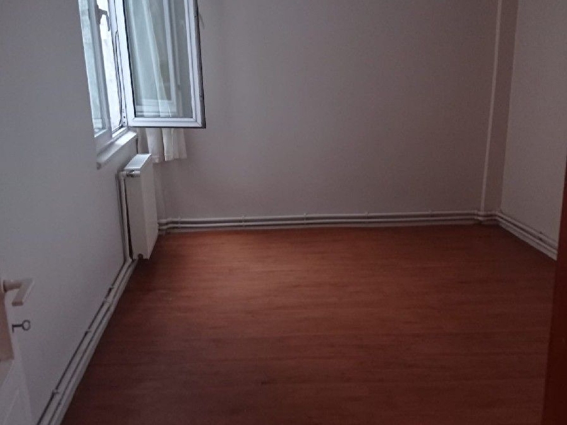 Samsun i̇lkadim hürri̇yet mahallesi̇nde doğalgazli masrafsiz 2+0 ki̇ralik dai̇re