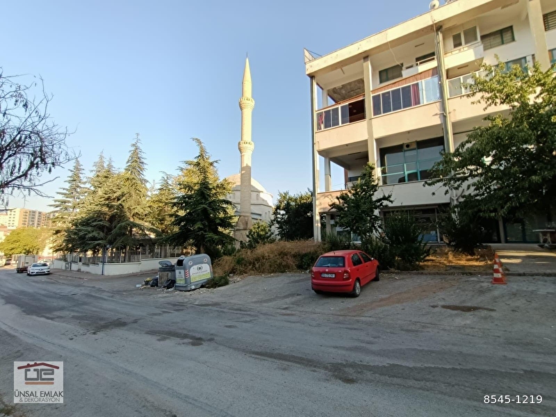 Ünsal emlak'dan ankara yeni̇mahalle bati̇kent'te 3+1 satilik dai̇re