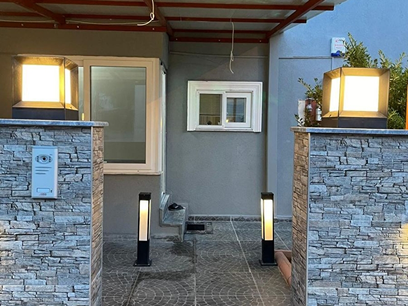 İzmir menderes merkezi konumda satılık villa