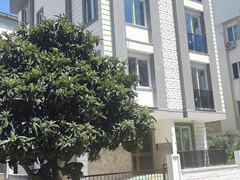 Üniversite yakını ulusoy cad. 100 mt, sıfır 1+1 daire