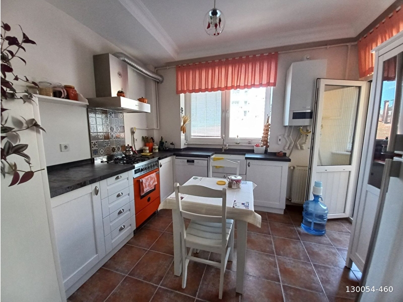 Eycan'dan caddebostan bağdat cad.2.bi̇na 3+1 140m2 satilik dai̇re