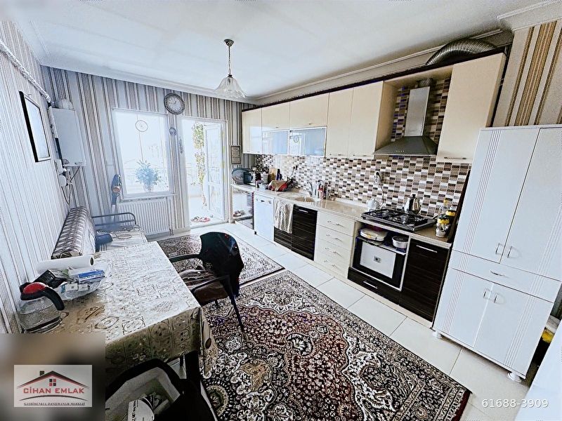 Ci̇handan burç mah ful ankara manzarali ters balkonlu 3+1 dai̇re