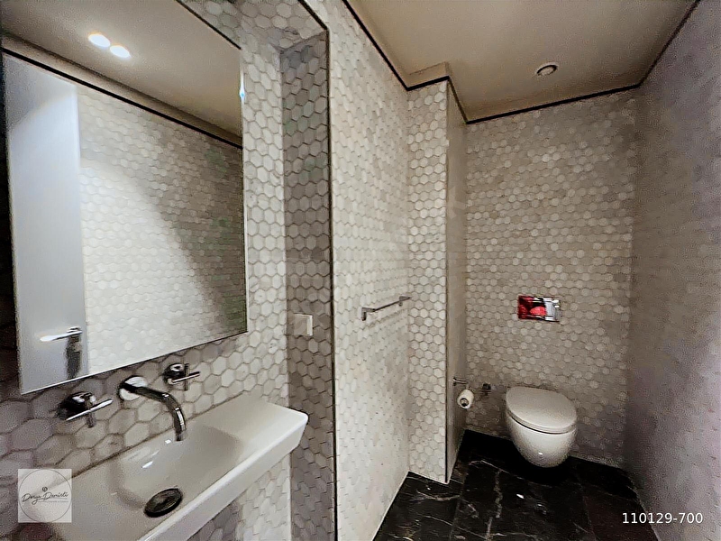 Quasar Residence Emsalsiz Boğaz Manzaralı 3+1 Satılık Dubleks