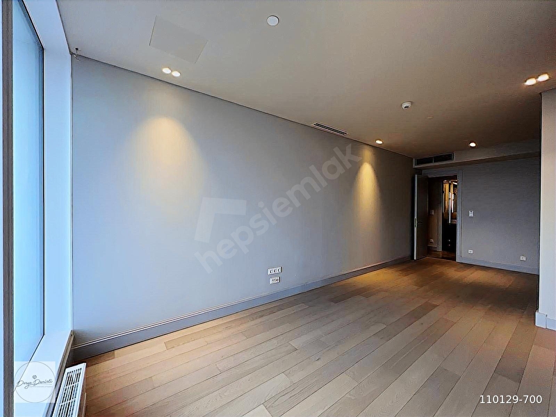 Quasar Residence Emsalsiz Boğaz Manzaralı 3+1 Satılık Dubleks