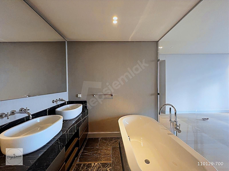 Quasar Residence Emsalsiz Boğaz Manzaralı 3+1 Satılık Dubleks