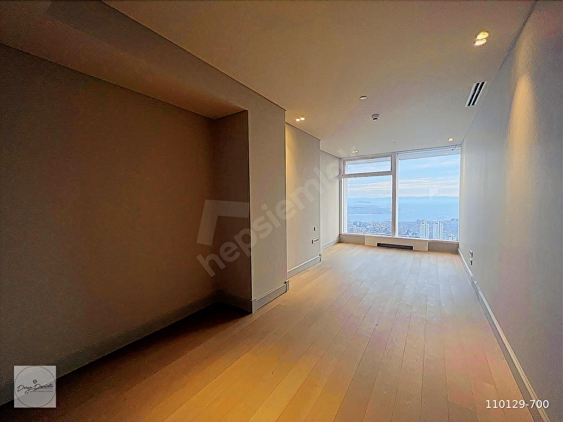 Quasar Residence Emsalsiz Boğaz Manzaralı 3+1 Satılık Dubleks