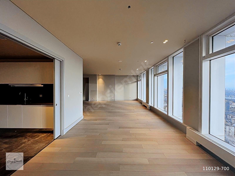 Quasar Residence Emsalsiz Boğaz Manzaralı 3+1 Satılık Dubleks