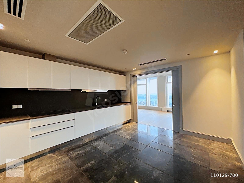 Quasar Residence Emsalsiz Boğaz Manzaralı 3+1 Satılık Dubleks