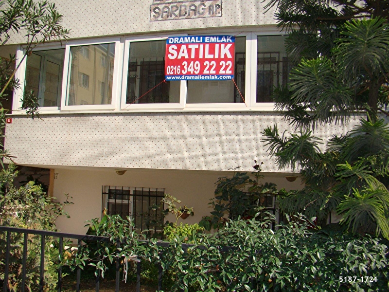 485 000 Tl Kucukyali Cok Merkezi Konum Masrafsiz Katta Tek Balkonlu Kombili
