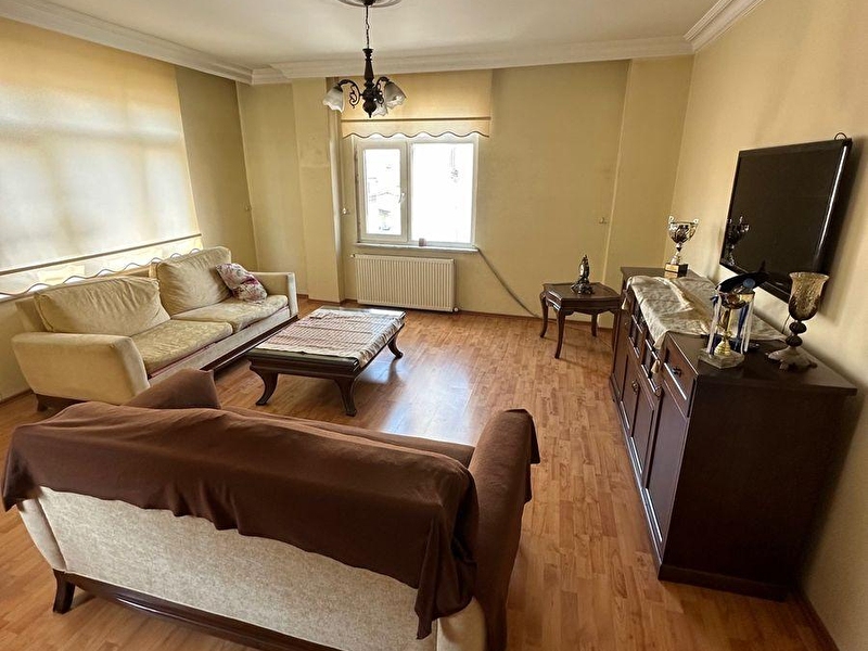 Kağithane ğültepede. eşyali 2+1 dai̇re