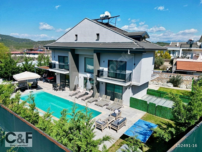 Günlük Kiralık 4 Odalı Villa Muğla Fethiye Ölüdeniz Mahallesi 8 Kişi Kapasiteli