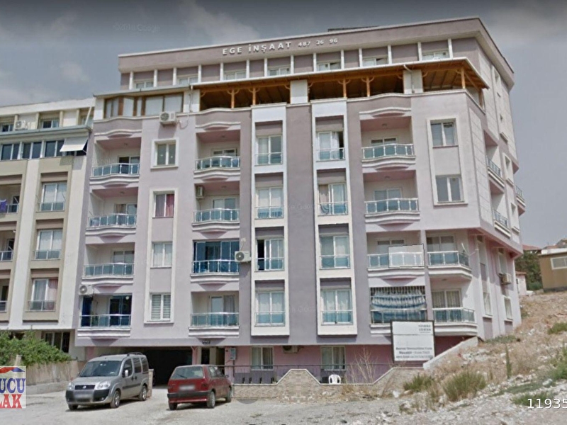 1 250 Tl Buca Da Universitenin Dibinde Esyali Kiralik 1 1 Daire