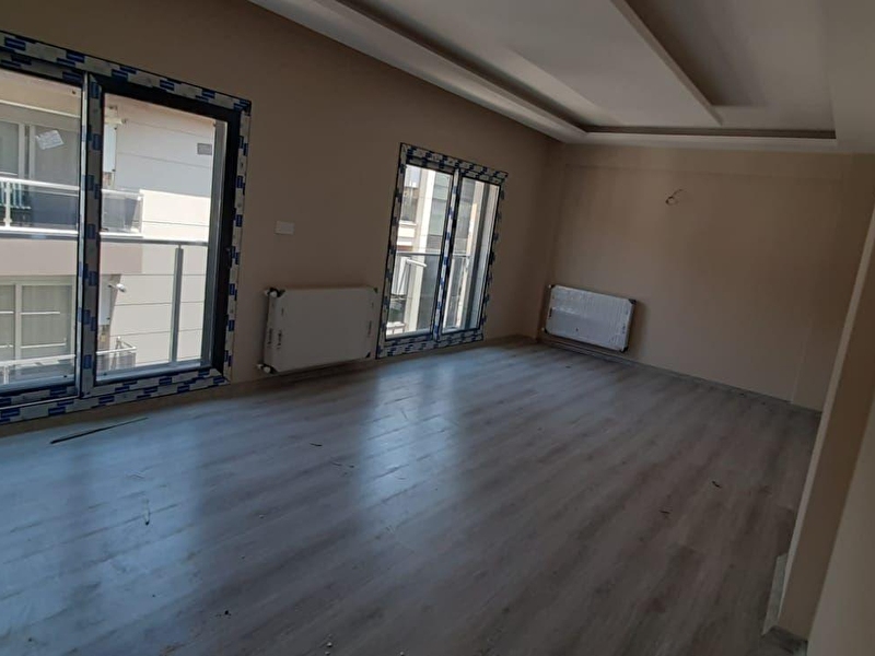 825 000 Tl Hatay Da Metro Yakini Sifir Asansorlu 3 1 Satilik Daire
