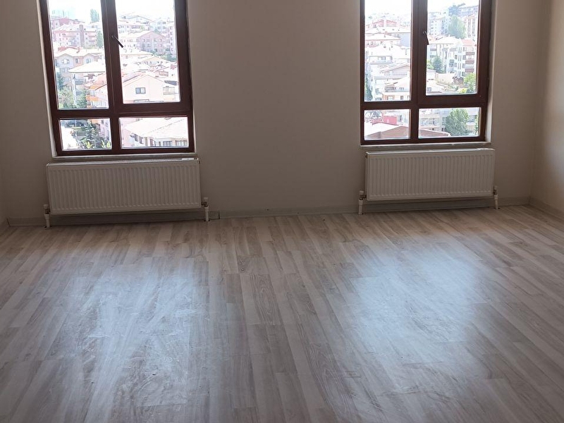 Ş.günaltay cd.yakini,5 yillik bi̇nada,2+1,110 m2,kombi̇li̇,manzarali,güney cephe