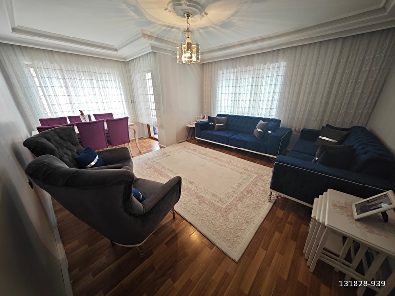 Örnek mahallesi̇nde satilik 3+1 yapili dai̇re