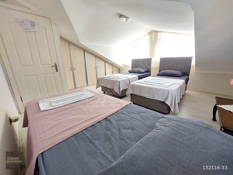 Günlük Kiralık 6 Odalı Villa Muğla Marmaris Gölenye Mahallesi 12 Kişi Kapasiteli