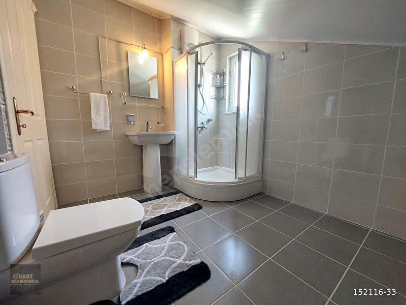 Günlük Kiralık 6 Odalı Villa Muğla Marmaris Gölenye Mahallesi 12 Kişi Kapasiteli