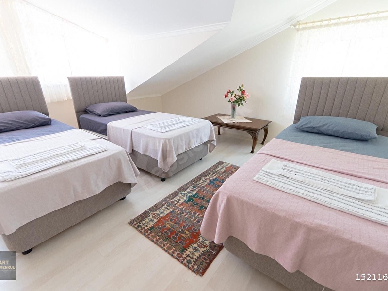 Günlük Kiralık 6 Odalı Villa Muğla Marmaris Gölenye Mahallesi 12 Kişi Kapasiteli