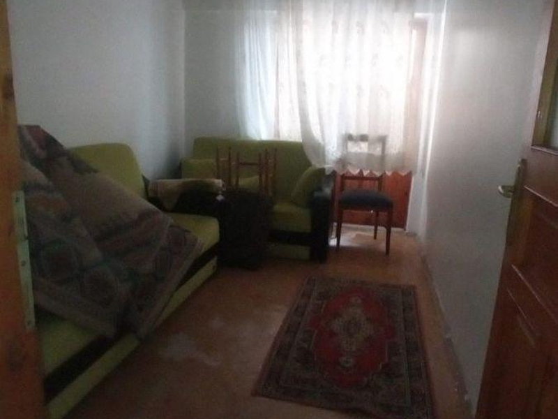 Bahçelerüstü mahallesi̇nde satilik 2+1 dai̇re