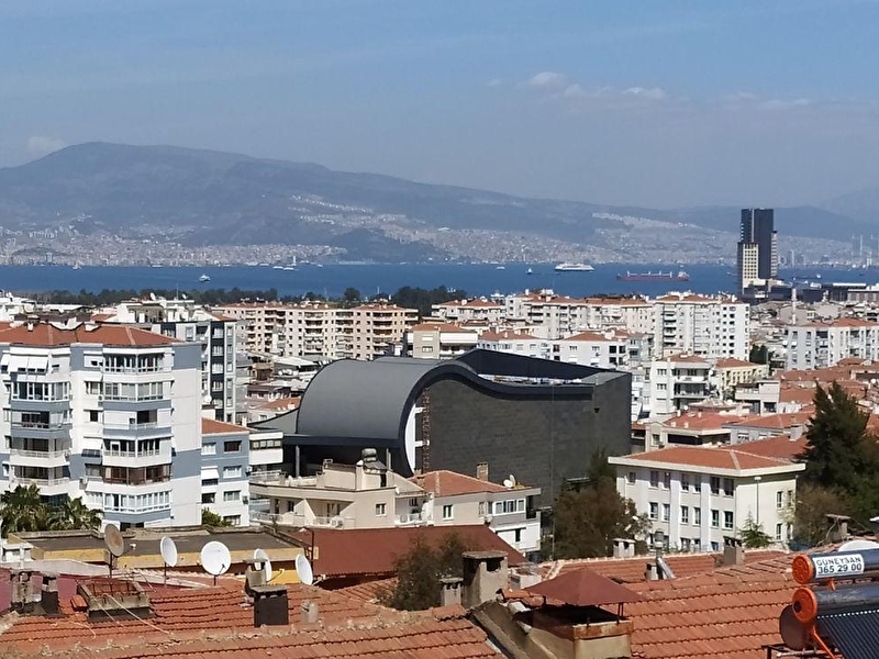 İzmir balçova fevziçakmak mahallesinde satılık 2+1 daire