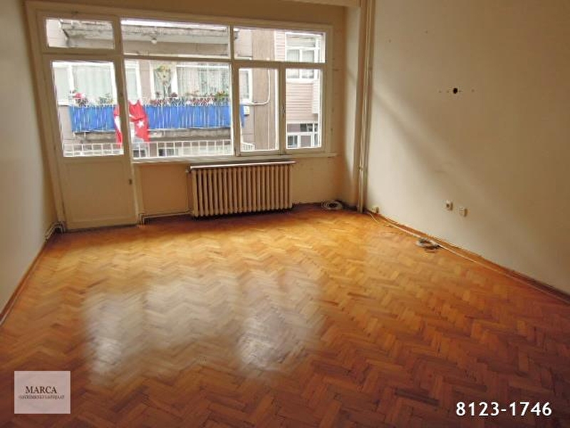 900 000 Tl Tesvikiye De Genis Salonlu Kombili 2 1 80m2 Satilik Daire