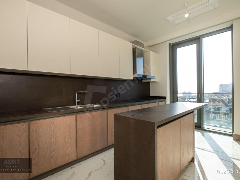 Nişantaşı Koruda 800M2 Havuzlu Teras Villa