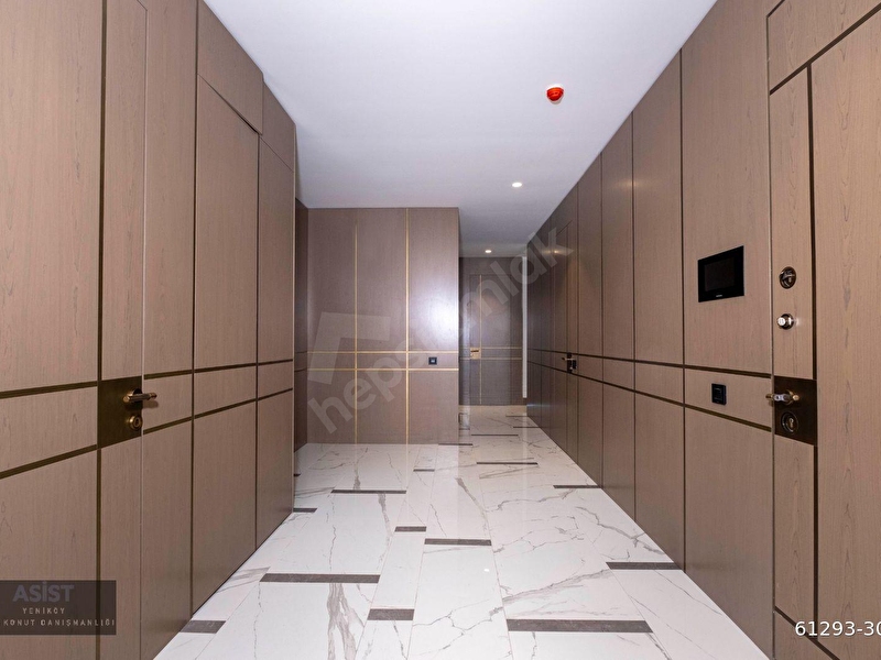 Nişantaşı Koruda 800M2 Havuzlu Teras Villa