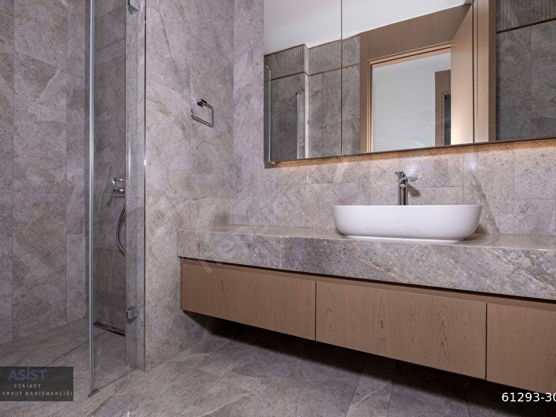 Nişantaşı Koruda 800M2 Havuzlu Teras Villa