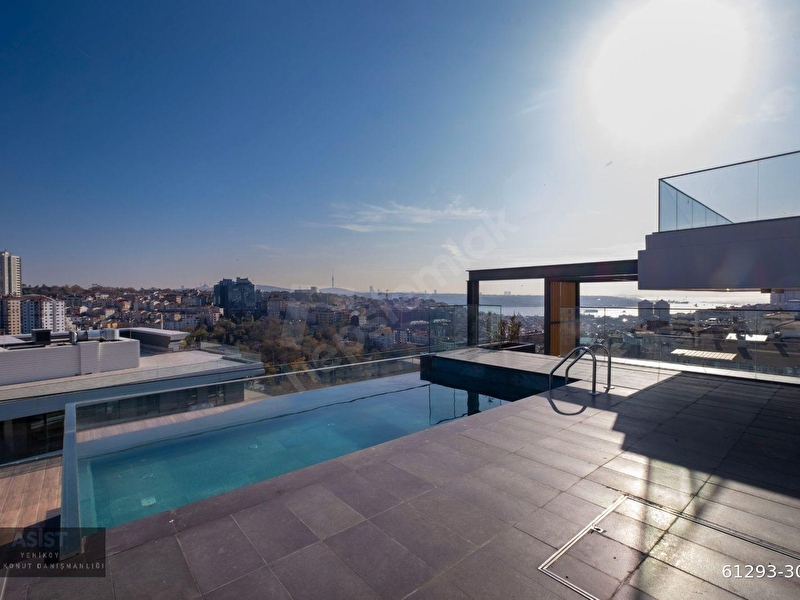 Nişantaşı Koruda 800M2 Havuzlu Teras Villa