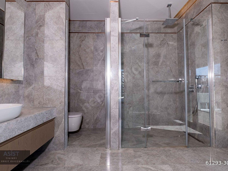 Nişantaşı Koruda 800M2 Havuzlu Teras Villa