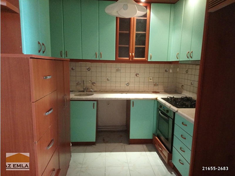 1 300 Tl Yesilyurt Filiz Cad Yakini Dogalgazli Kiralik Daire