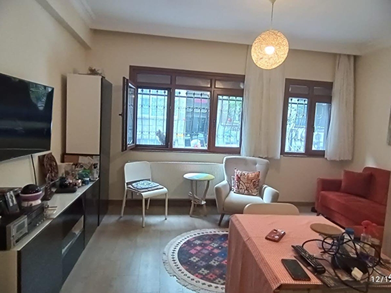 Yildizemlaktan satilik 2+1 gi̇ri̇ş kat dai̇re
