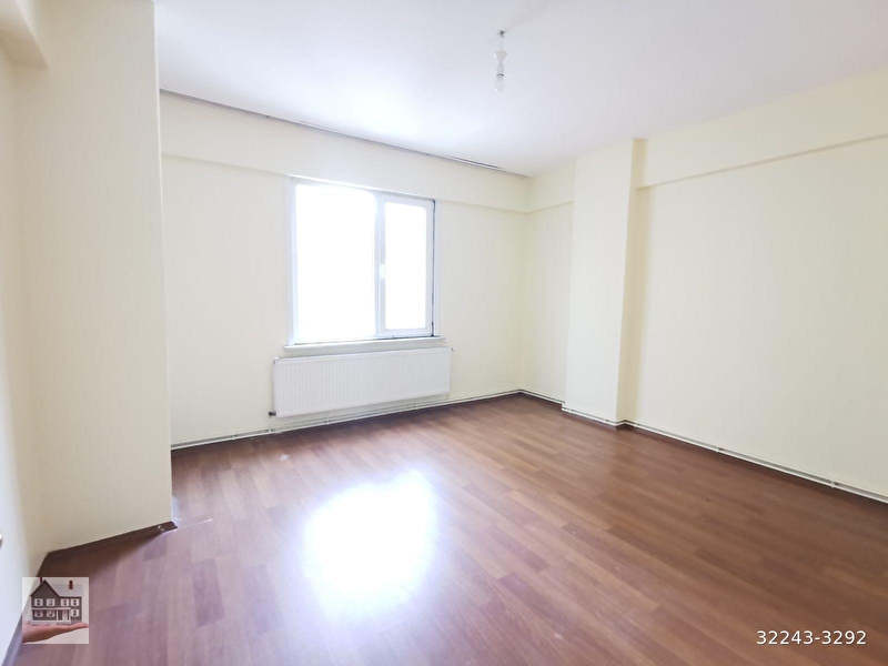 2 000 Tl Gultepe De Caddeye Ulasima Yakin Genis 3 1 Kiralik Daire