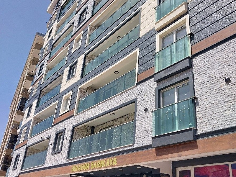 Menemen merkez'de satilik 2+1 sifir dai̇re