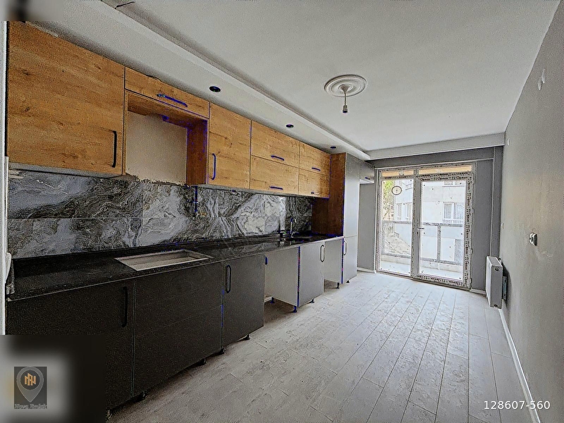 Nova'dan emek mh.'de asansörlü ara kat sifir 2+1 satilik dai̇re
