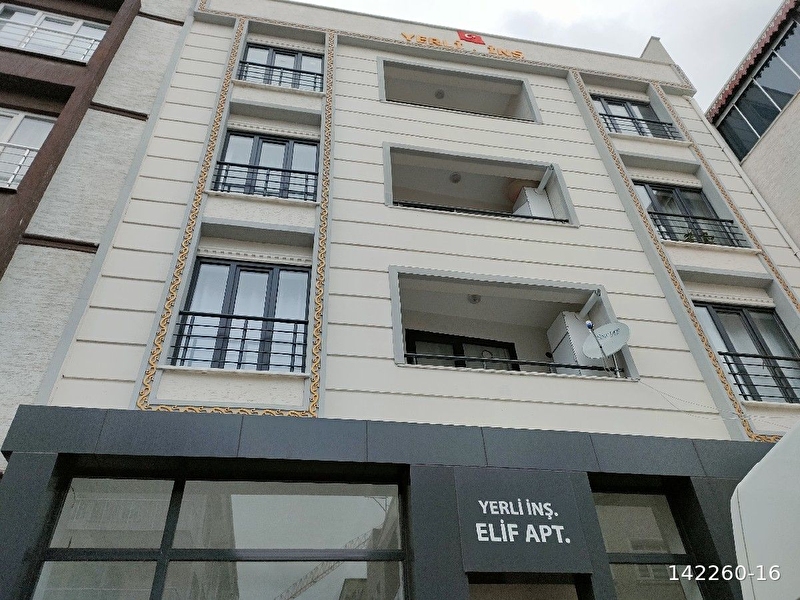 Bursa kestel vani̇ mehmet mahallesi̇nde merkezi̇ konumda satilik  sifir  5+1 dubleks dai̇re