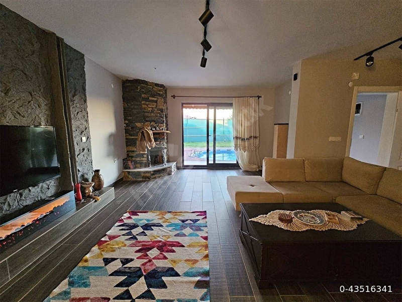 Günlük Kiralık 4 Odalı Villa Sakarya Sapanca Göl Mahallesi 8 Kişi Kapasiteli