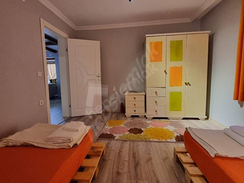 Günlük Kiralık 4 Odalı Villa Sakarya Sapanca Göl Mahallesi 8 Kişi Kapasiteli