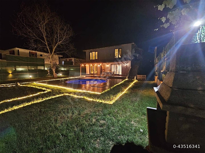 Günlük Kiralık 4 Odalı Villa Sakarya Sapanca Göl Mahallesi 8 Kişi Kapasiteli