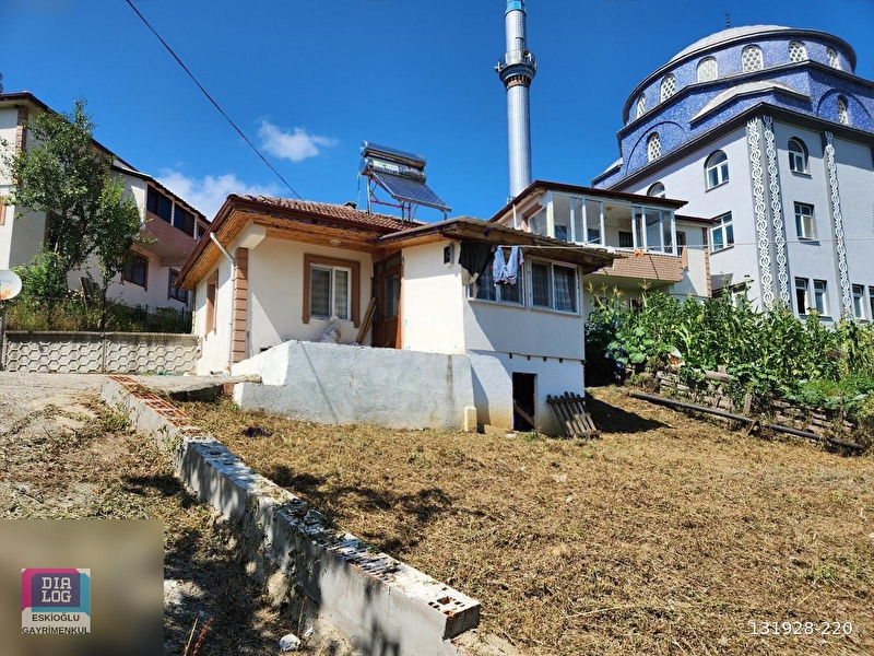 Firsattir..arsa fi̇yatina masrafsiz 2 tane müstaki̇l ev açik cephe