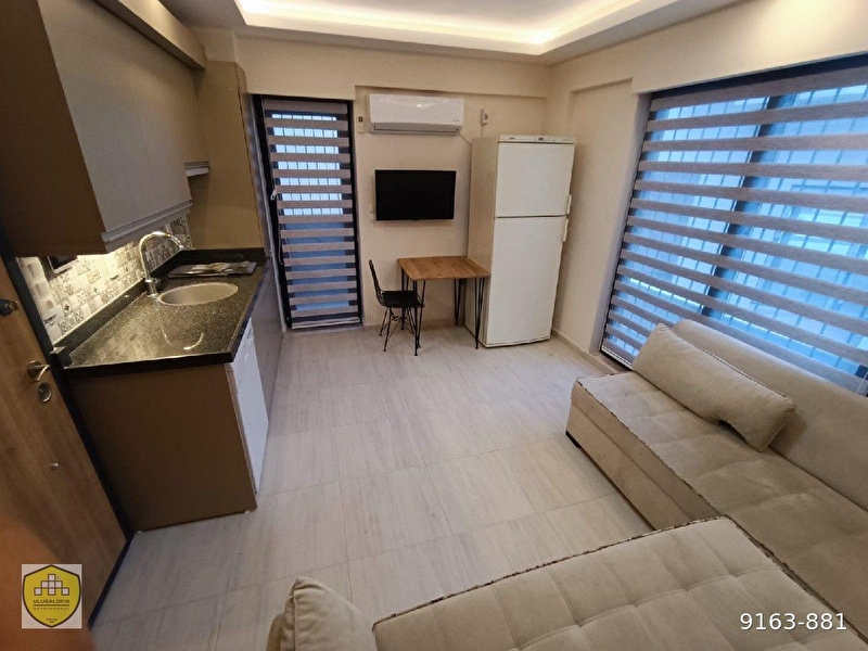 Balçova i ulusalofis metro duraği yakini, yeni̇ bi̇nada balkonlu, bahçeli̇ dai̇re