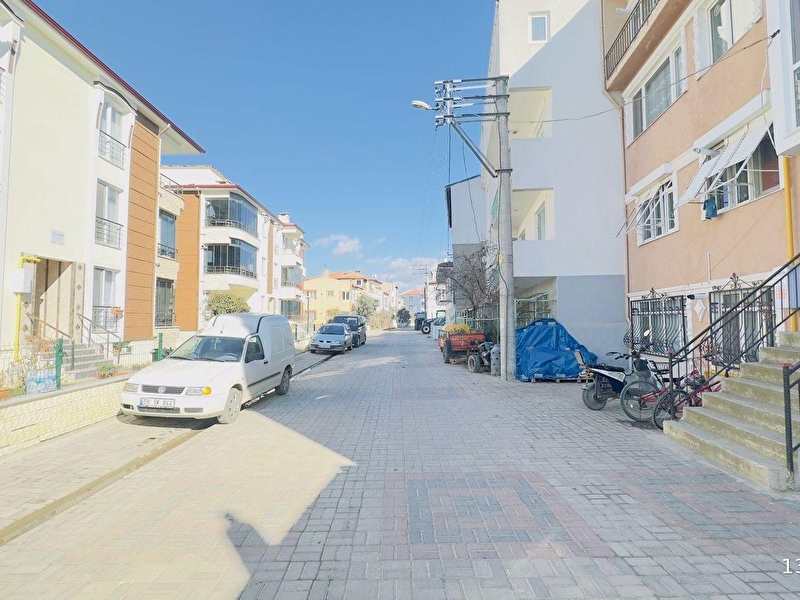 Teki̇rdağ şarköy cami̇kebi̇r mah. 2+1 satilik dai̇re