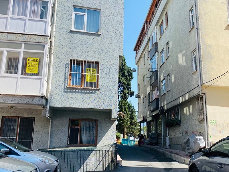 Sütlüce mahallesinde 2+1 kiralık daire öğrenciyede uygun