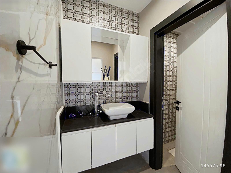 Satılık Özel Tasarım 4+1 Daire Ninova Sitesi Veyselkarani Mah