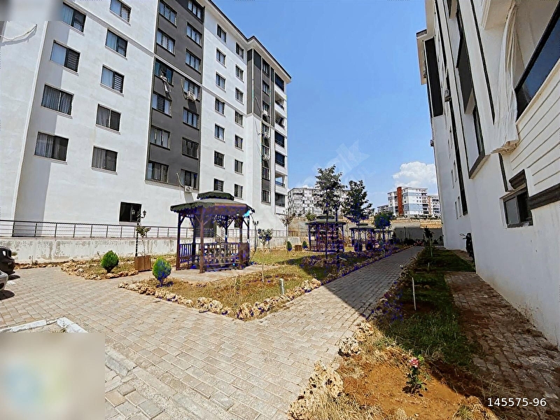 Satılık Özel Tasarım 4+1 Daire Ninova Sitesi Veyselkarani Mah