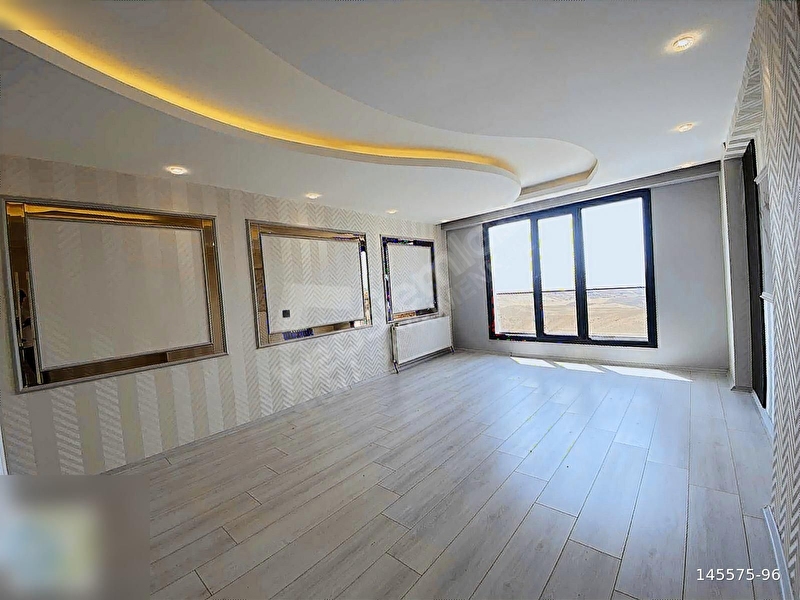 Satılık Özel Tasarım 4+1 Daire Ninova Sitesi Veyselkarani Mah