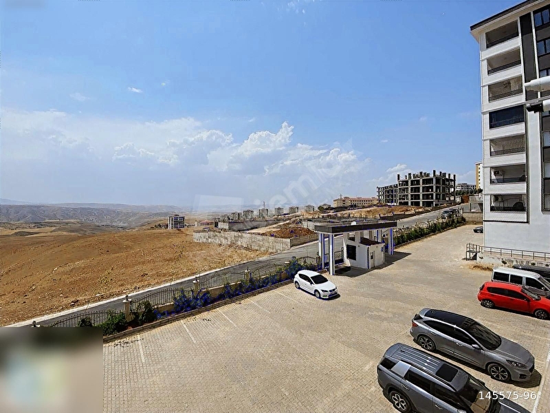 Satılık Özel Tasarım 4+1 Daire Ninova Sitesi Veyselkarani Mah