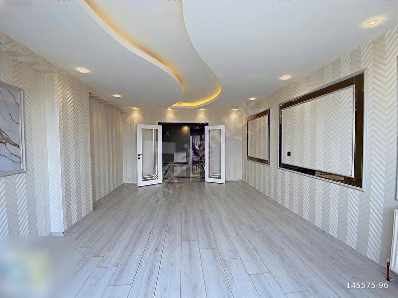 Satılık Özel Tasarım 4+1 Daire Ninova Sitesi Veyselkarani Mah