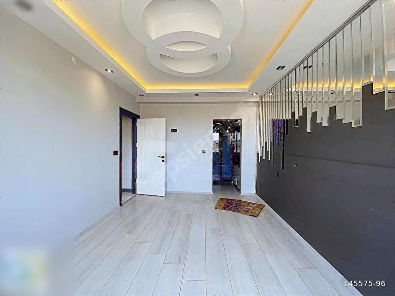 Satılık Özel Tasarım 4+1 Daire Ninova Sitesi Veyselkarani Mah